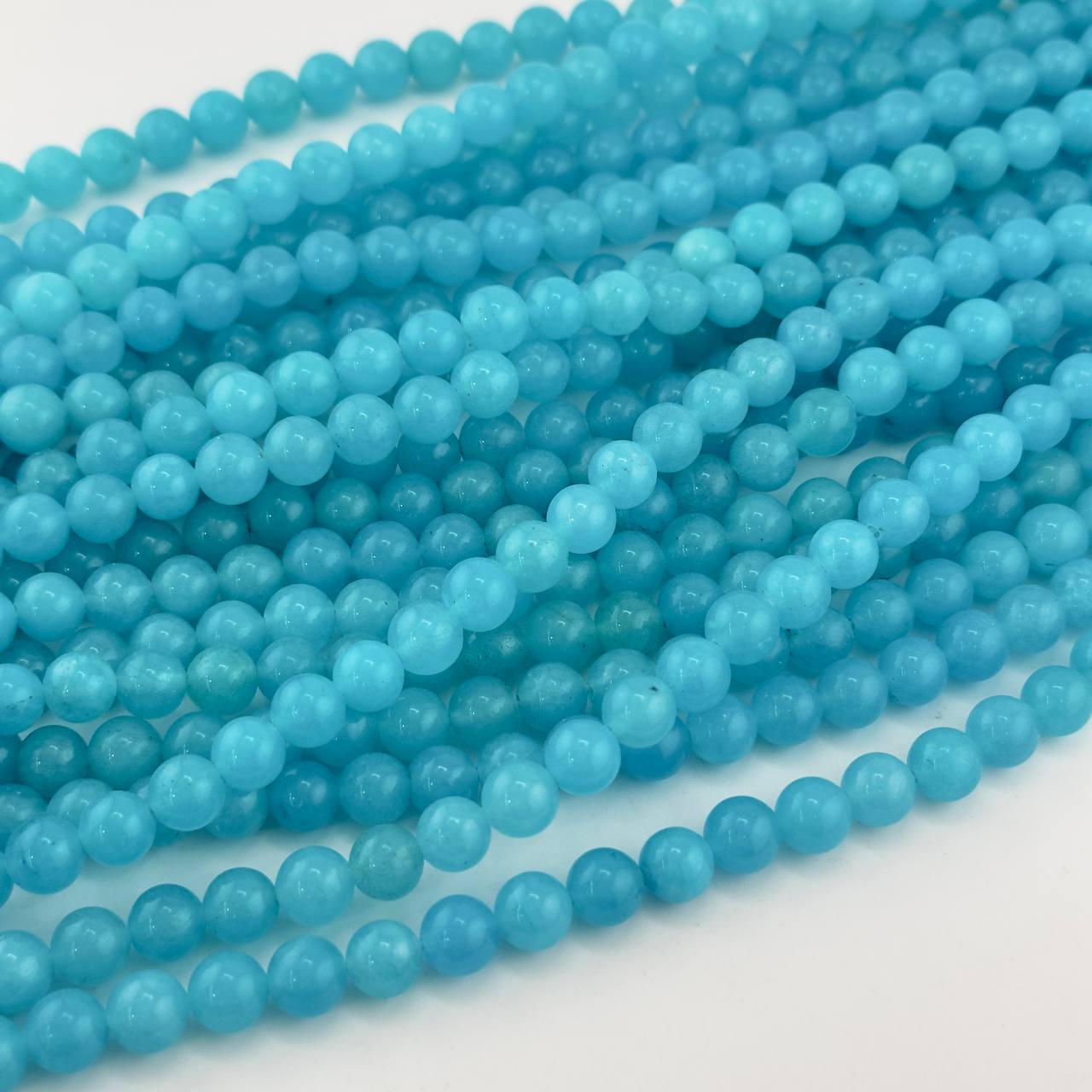 Бусины Халцедон размер 8мм натуральный камень